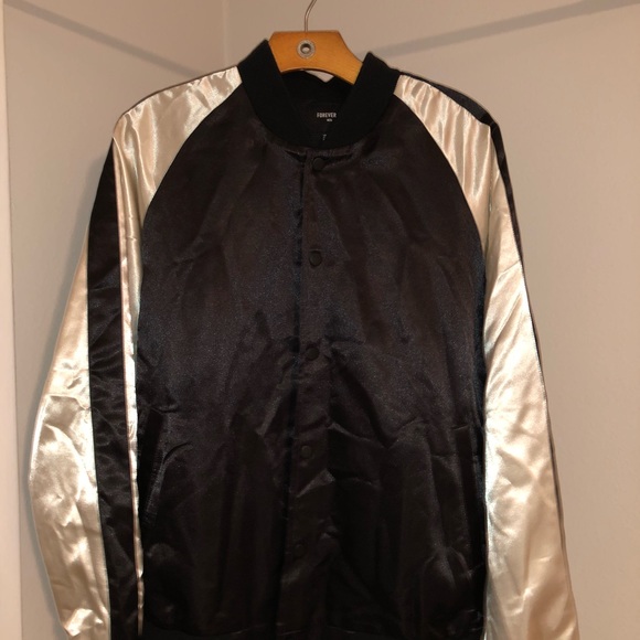 Bomber Jacket - Picture 2 of 3